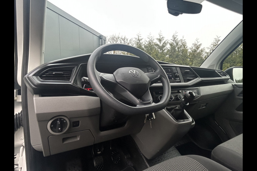 Volkswagen Transporter 2.0 TDI 111 PK / 1e EIG. / 48.372 KM !! / AIRCO / CRUISE / APPLE CARPLAY / 3-ZITS / PDC