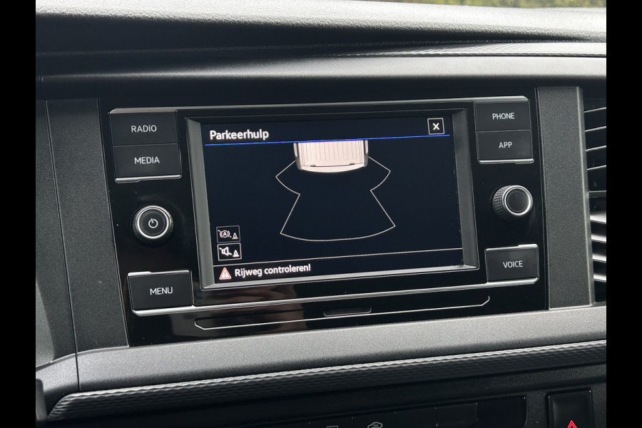 Volkswagen Transporter 2.0 TDI 111 PK / 1e EIG. / 48.372 KM !! / AIRCO / CRUISE / APPLE CARPLAY / 3-ZITS / PDC