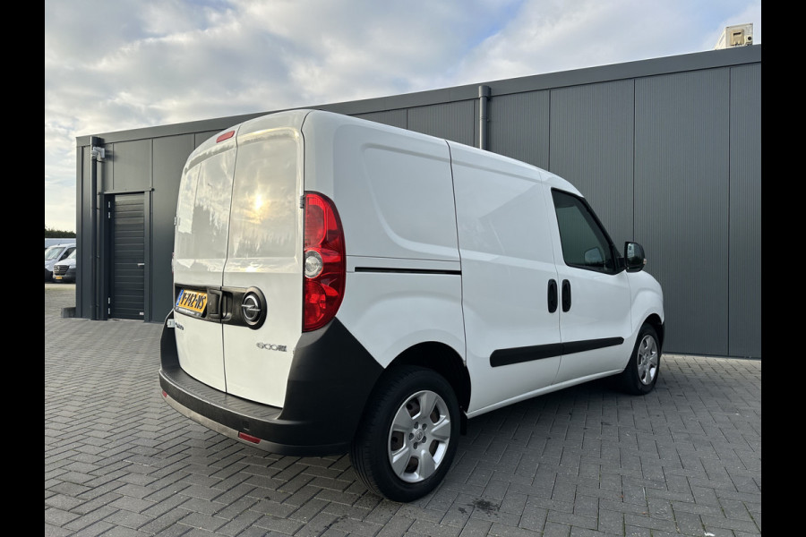 Opel Combo 1.3 CDTi 96 PK EURO 6 / L1H1 / AIRCO / SCHUIFDEUR / 107.709 KM / ELEK. RAMEN