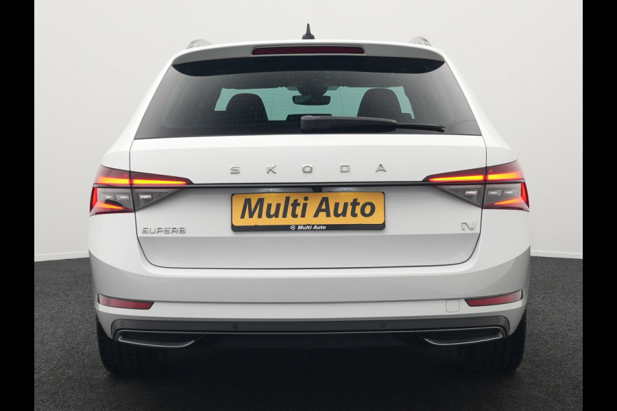 Škoda Superb Combi 1.4 TSI iV Sportline Dealer O.H PHEV | Adaptive Cruise | Alcantara Sportstoelen Memory & Verwarmd | Apple Carplay | Sfeerverlichting | Keyless | Blis | Camera | Virtual | Navigatie | DAB |