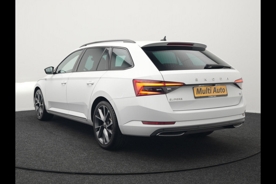 Škoda Superb Combi 1.4 TSI iV Sportline Dealer O.H PHEV | Adaptive Cruise | Alcantara Sportstoelen Memory & Verwarmd | Apple Carplay | Sfeerverlichting | Keyless | Blis | Camera | Virtual | Navigatie | DAB |