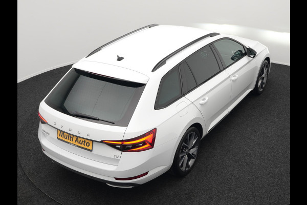 Škoda Superb Combi 1.4 TSI iV Sportline Dealer O.H PHEV | Adaptive Cruise | Alcantara Sportstoelen Memory & Verwarmd | Apple Carplay | Sfeerverlichting | Keyless | Blis | Camera | Virtual | Navigatie | DAB |