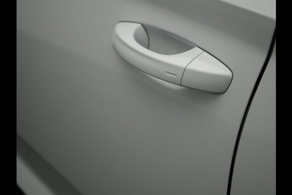 Škoda Superb Combi 1.4 TSI iV Sportline Dealer O.H PHEV | Adaptive Cruise | Alcantara Sportstoelen Memory & Verwarmd | Apple Carplay | Sfeerverlichting | Keyless | Blis | Camera | Virtual | Navigatie | DAB |