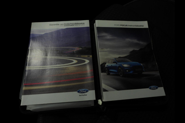 Ford FOCUS Wagon 1.0 EcoBoost Trend Business NAVI/TREKH/LED/PDC/16"LMV!