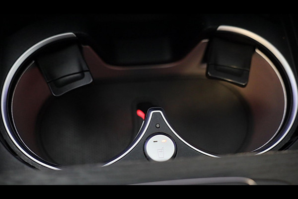 Mercedes-Benz GLE Coupé 350 e 4MATIC AMG 63 Look / Luchtvering / 360 Camera / Acc / Lane Assist / Dode Hoek / Open Pano