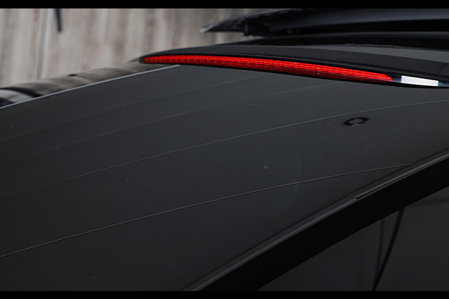 Mercedes-Benz GLE Coupé 350 e 4MATIC AMG 63 Look / Luchtvering / 360 Camera / Acc / Lane Assist / Dode Hoek / Open Pano