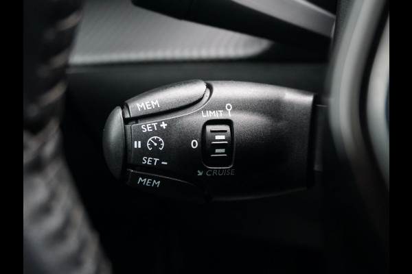 Peugeot e-2008 EV Allure Pack 50 kWh SOH 93,7%