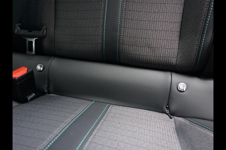 Peugeot e-2008 EV Allure Pack 50 kWh SOH 93,7%