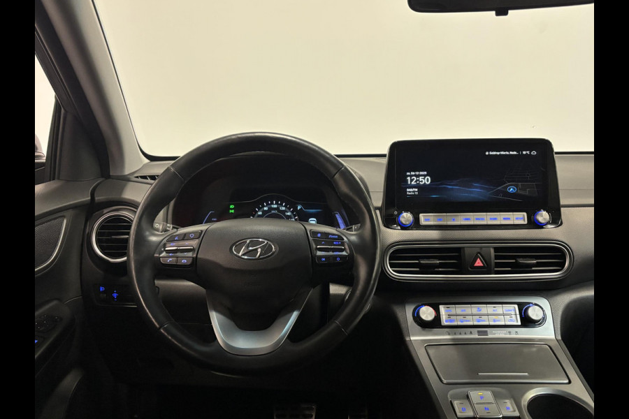 Hyundai Kona EV Comfort Navigatie Climate control Cruise control Camera