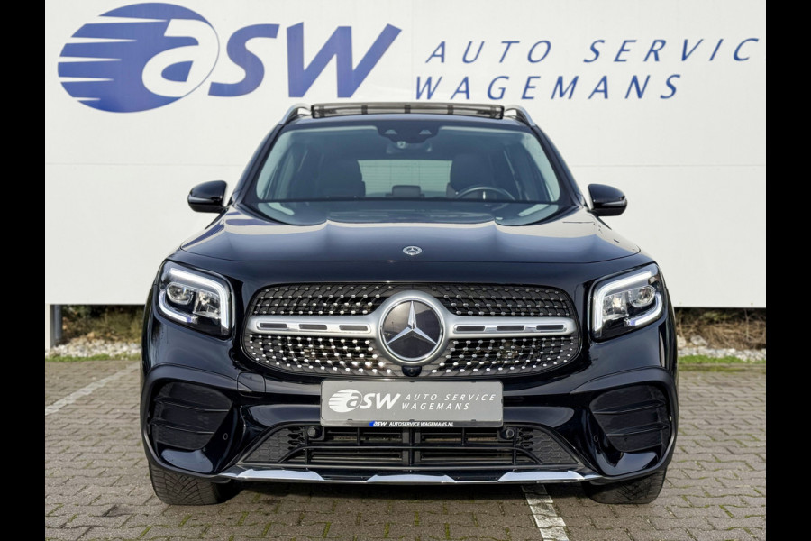 Mercedes-Benz Glb 200 Business Solution AMG | Pano | Trekhaak | Navi | Camera | LED | DAB+