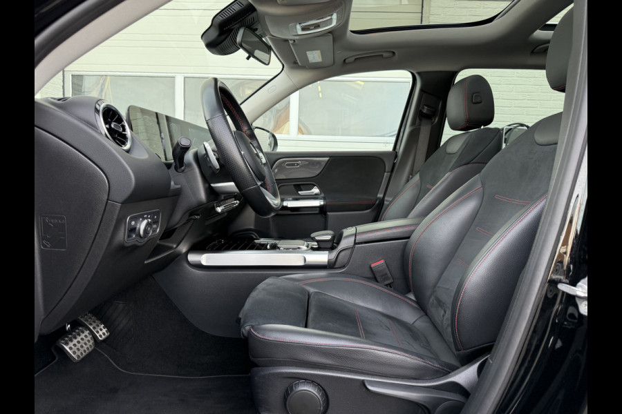 Mercedes-Benz Glb 200 Business Solution AMG | Pano | Trekhaak | Navi | Camera | LED | DAB+