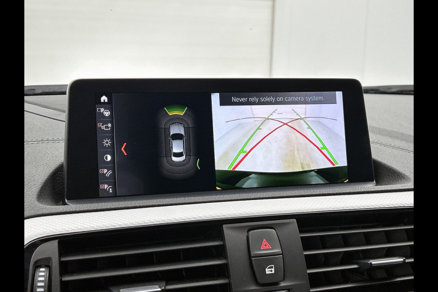 BMW 2 Serie Coupé 218i High Executive M-sport | NL-Auto | AchterCAM | Cruise | Carplay | StoelverW | Climate | Leder | Lane ass |