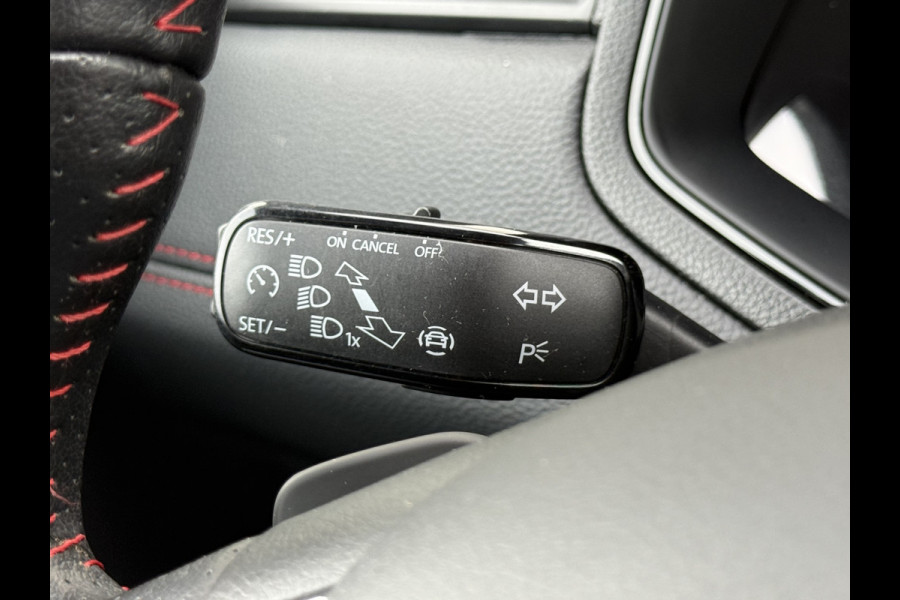 Seat Arona 1.0 TSI FR Business Intense | CarPlay | LED | Camera | Dodehoek | 18 inch