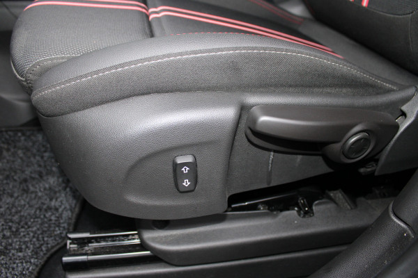 Opel Crossland 1.2 Turbo GS Line | Trekhaak | BLIS | Cruise control | Navigatie