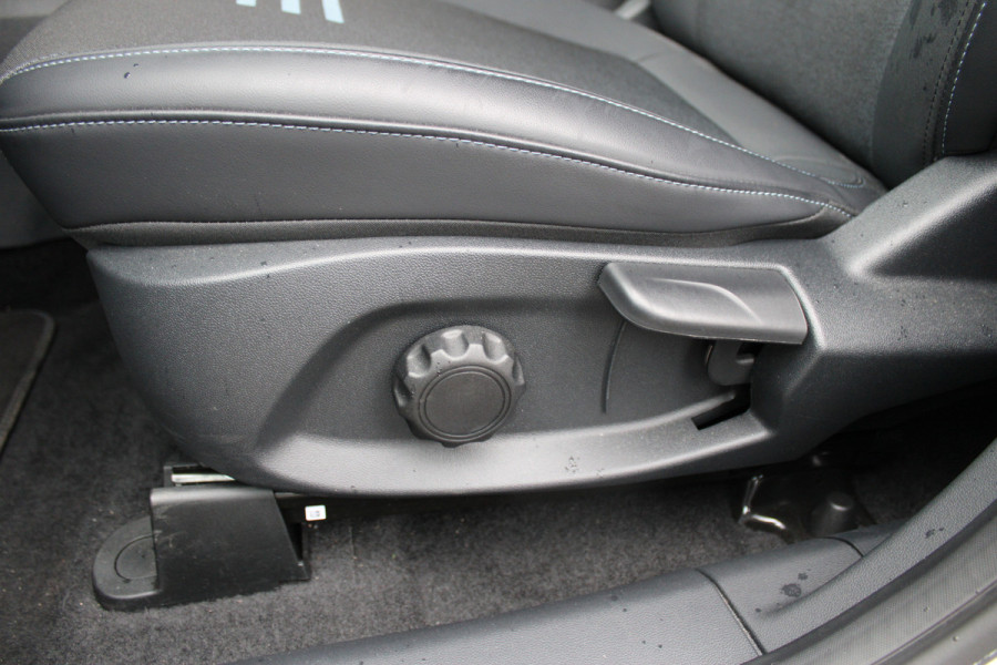 Ford Tourneo Courier Active BEV 43kWh 5P | Full Options | BLIS | Winterpack | Camera | Navigatie