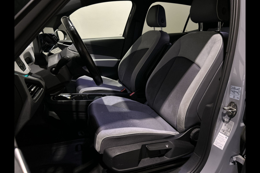 Volkswagen ID.3 First Plus 58 kWh All season banden | Camera | Nette auto | Matrix Led