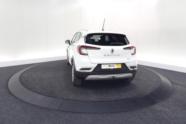 Renault Captur 1.6 E-Tech Plug-in Hybrid 160 Intens | Trekhaak | Camera | Navigatie | Parkeersensoren | Pack Winter