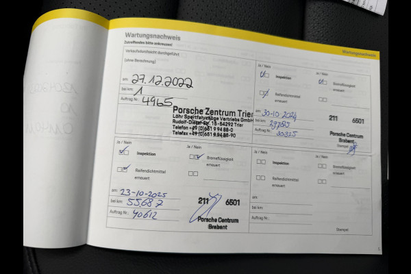 Porsche Taycan Performance 84 kWh VAN: 68.900,- VOOR: 64.440,- UW EINDEJAARSVOORDEEL: 4.460,- EURO | ADAPT. CRUISE | DODE HOEK HERKENNING | SPORTCHRONO | HEAD UP | WARMTEPOMP | DIRECT LEVERBAAR NET PORSCHE ONDERHOUD GEHAD |