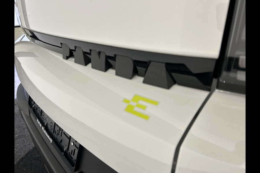 Fiat Grande Panda RED 7.4 kW 44kWh Nieuwe Red is Wit | Direct rijden!