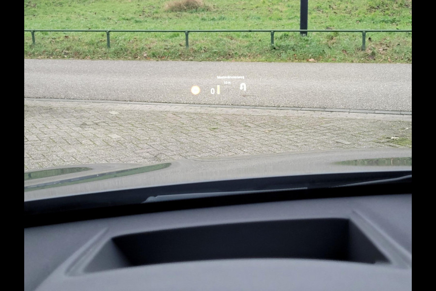 BMW X1 XDrive25e Pano, Camera, HUD, Leer, High Executive