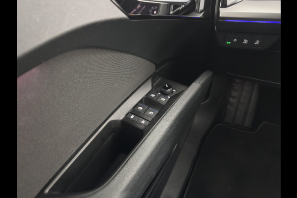 Audi Q4 e-tron 40 Launch edition Advanced Plus 77 kWh (INCL-BTW) *HEATPUMP | ADAPT-CRUISE | MATRIX-LED | NAVI-FULLMAP | KEYLESS | CAMERA | DIGI-COCKPIT | DAB | AMBIENT-LIGHT | SPORT-SEATS | 19''ALU*