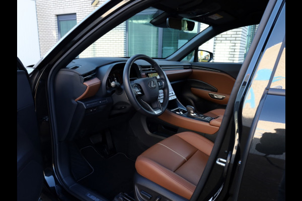 Lexus LBX Relax 2WD | Advanced Pack | Mark Levinson | 360 camera