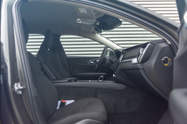 Volvo V60 B3 Aut. Benzine Momentum ACC Parkeercamera 163pk