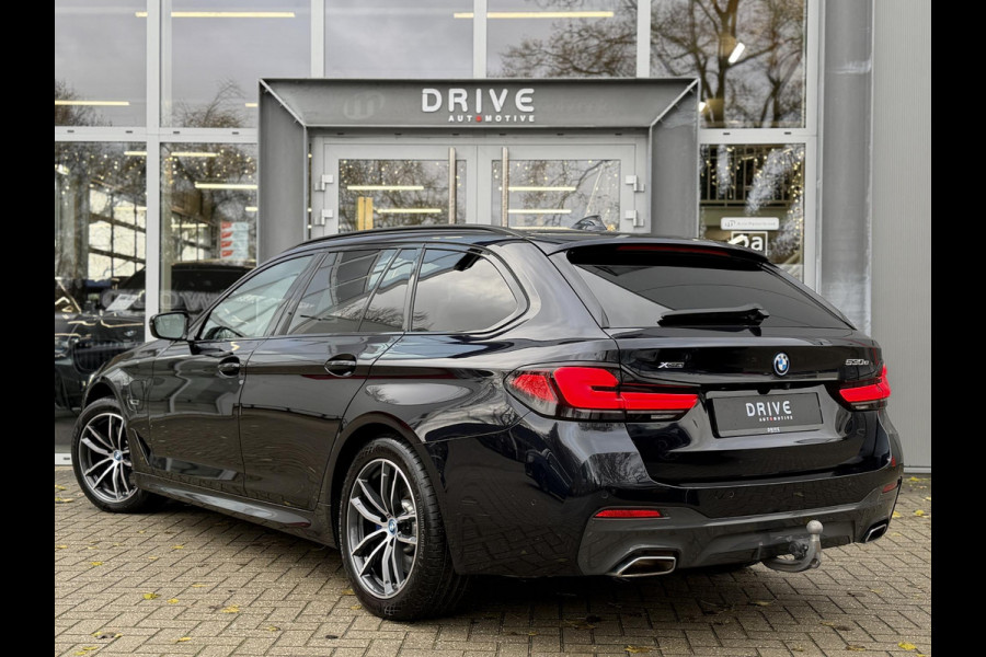 BMW 5 Serie Touring 530e xDrive High Ex. M-Sport |CoPilot|Laser|Stoelventilatie|SoftClose|HUD|HiFi|Trekhaak