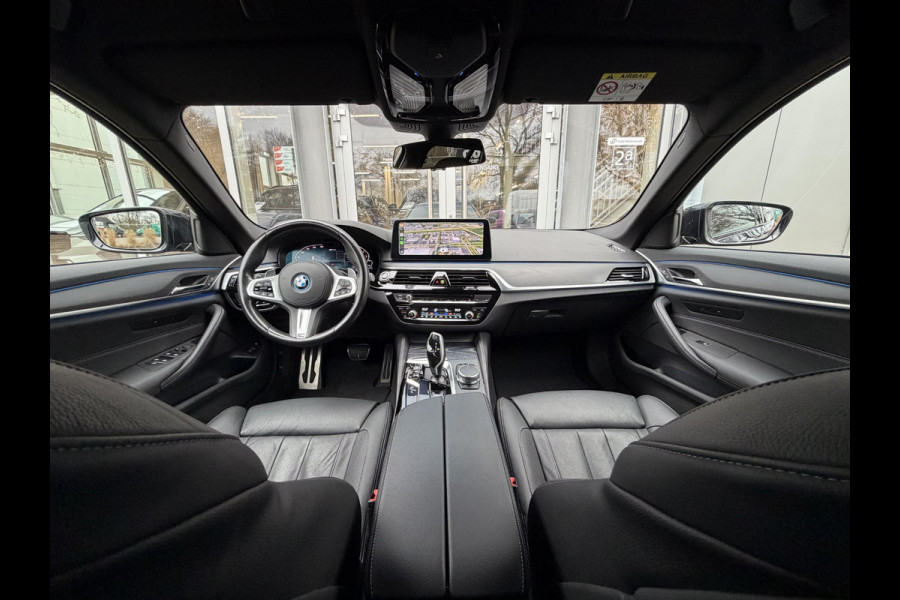 BMW 5 Serie Touring 530e xDrive High Ex. M-Sport |CoPilot|Laser|Stoelventilatie|SoftClose|HUD|HiFi|Trekhaak