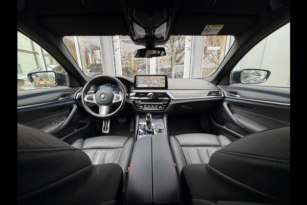 BMW 5 Serie Touring 530e xDrive High Ex. M-Sport |CoPilot|Laser|Stoelventilatie|SoftClose|HUD|HiFi|Trekhaak