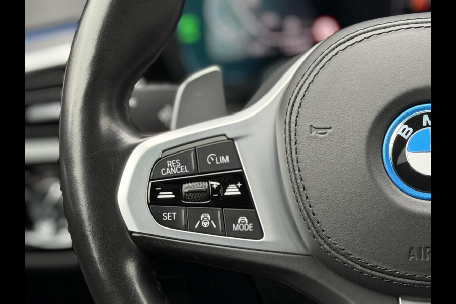 BMW 5 Serie Touring 530e xDrive High Ex. M-Sport |CoPilot|Laser|Stoelventilatie|SoftClose|HUD|HiFi|Trekhaak