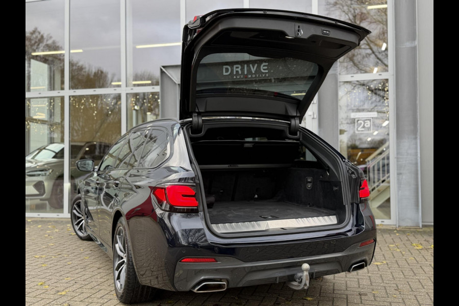 BMW 5 Serie Touring 530e xDrive High Ex. M-Sport |CoPilot|Laser|Stoelventilatie|SoftClose|HUD|HiFi|Trekhaak