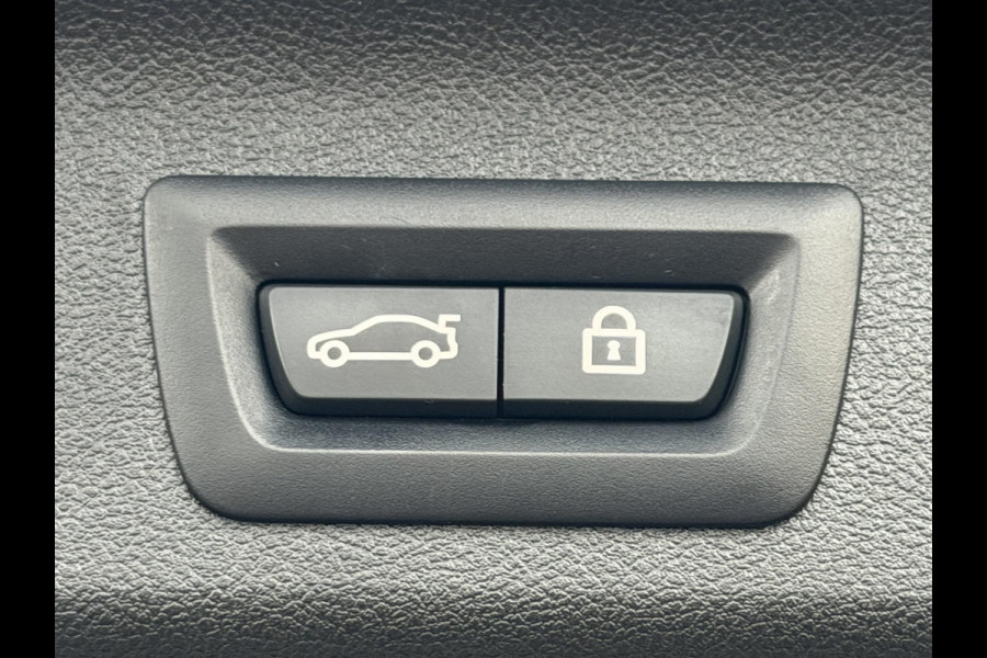 BMW 5 Serie Touring 530e xDrive High Ex. M-Sport |CoPilot|Laser|Stoelventilatie|SoftClose|HUD|HiFi|Trekhaak