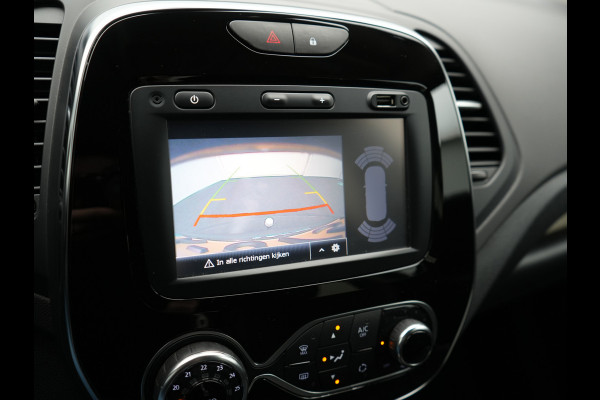Renault Captur 1.2 TCe Intens Automaat 120pk | Trekhaak | Camera | LED Koplampen | Stoelverwarming | Keyless | Cruise Control | Navigatie | DAB |