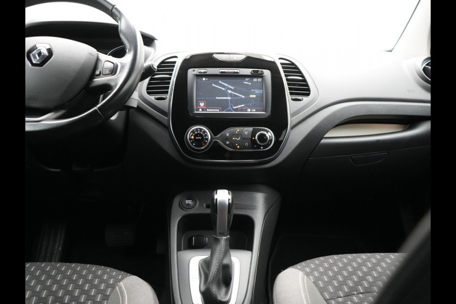 Renault Captur 1.2 TCe Intens Automaat 120pk | Trekhaak | Camera | LED Koplampen | Stoelverwarming | Keyless | Cruise Control | Navigatie | DAB |
