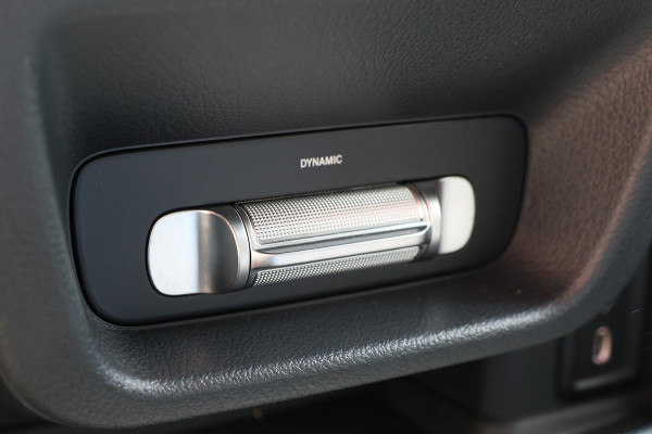 Mercedes-Benz Vito 116 CDI L2 Automaat | BPM VRIJ | Multibeam LED | CarPlay | Camera | Dodehoek | MF Stuur | DAB | Climate control | 3-Zitter | Lederen bekleding