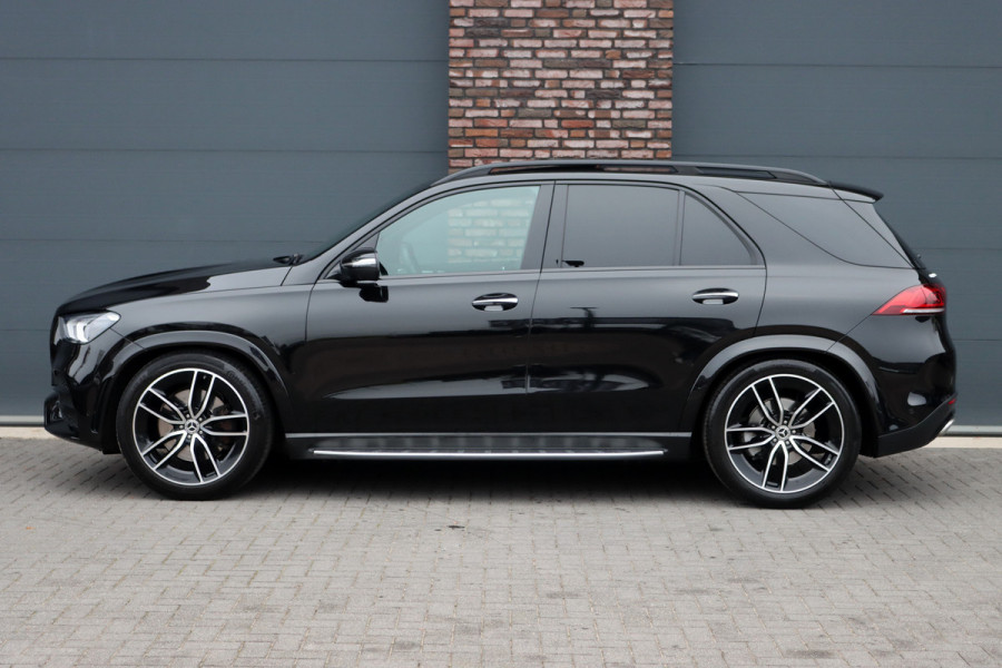 Mercedes-Benz GLE 580 V8 4MATIC Premium+ AMG Line | 7 Zitplaatsen | Airmatic | Distronic+ | Panoramadak | Burmester | Trekhaak | Standkachel | Keyless Go | Surround Camera | Soft-Close | HUD |