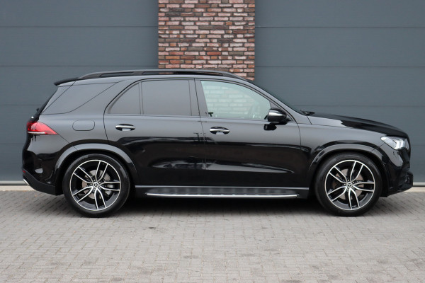 Mercedes-Benz GLE 580 V8 4MATIC Premium+ AMG Line | 7 Zitplaatsen | Airmatic | Distronic+ | Panoramadak | Burmester | Trekhaak | Standkachel | Keyless Go | Surround Camera | Soft-Close | HUD |