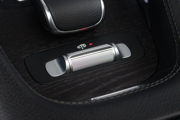 Mercedes-Benz GLE 580 V8 4MATIC Premium+ AMG Line | 7 Zitplaatsen | Airmatic | Distronic+ | Panoramadak | Burmester | Trekhaak | Standkachel | Keyless Go | Surround Camera | Soft-Close | HUD |