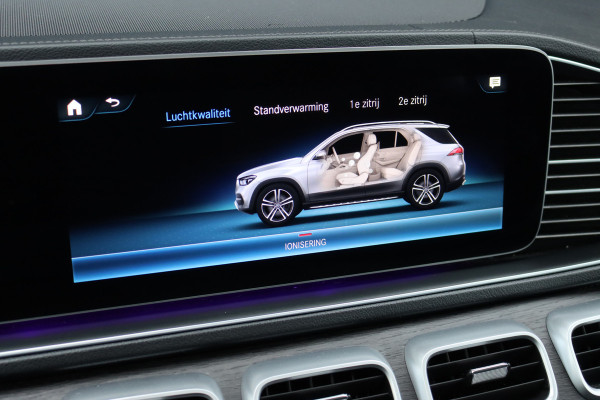 Mercedes-Benz GLE 580 V8 4MATIC Premium+ AMG Line | 7 Zitplaatsen | Airmatic | Distronic+ | Panoramadak | Burmester | Trekhaak | Standkachel | Keyless Go | Surround Camera | Soft-Close | HUD |