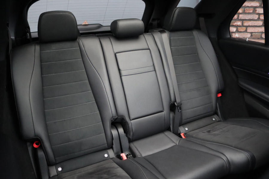 Mercedes-Benz GLE 580 V8 4MATIC Premium+ AMG Line | 7 Zitplaatsen | Airmatic | Distronic+ | Panoramadak | Burmester | Trekhaak | Standkachel | Keyless Go | Surround Camera | Soft-Close | HUD |