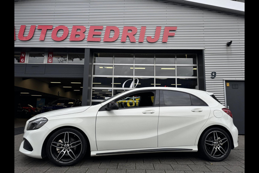 Mercedes-Benz A-Klasse 160S AMG Sport Edition - Panorama dak I Navigatie I Sport pakket I Leer I Airco I PDC I Dealer onderhouden