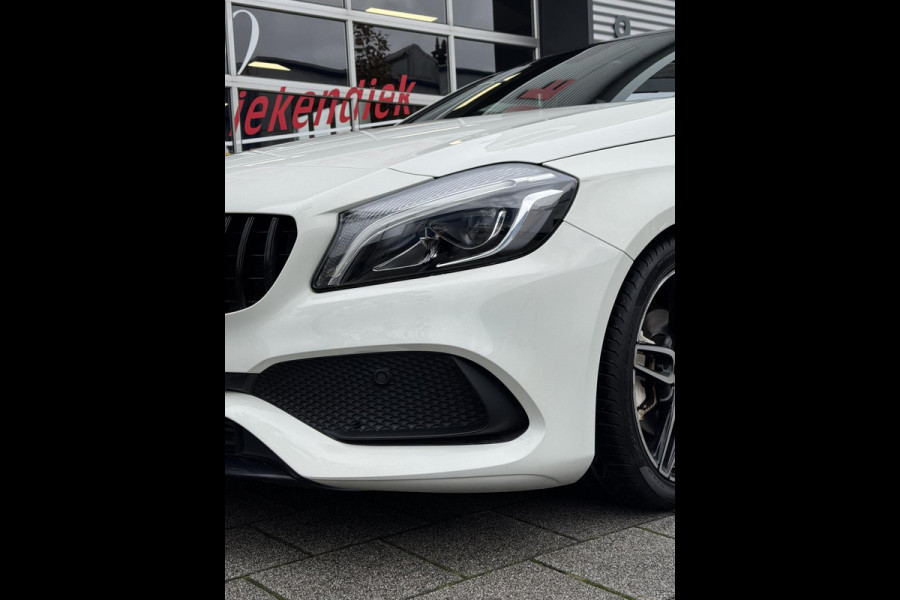 Mercedes-Benz A-Klasse 160S AMG Sport Edition - Panorama dak I Navigatie I Sport pakket I Leer I Airco I PDC I Dealer onderhouden