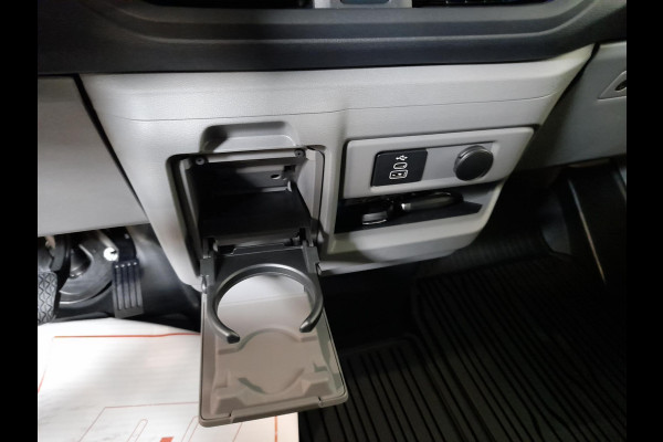 Ford Transit Custom 320 2.0 TDCI L2H1 Limited Automaat Nieuw Model Ford Transit Custom 320 2.0 TDCI L2H1 Limited Automaat Airco Navigatie Cruise control Trekhaak