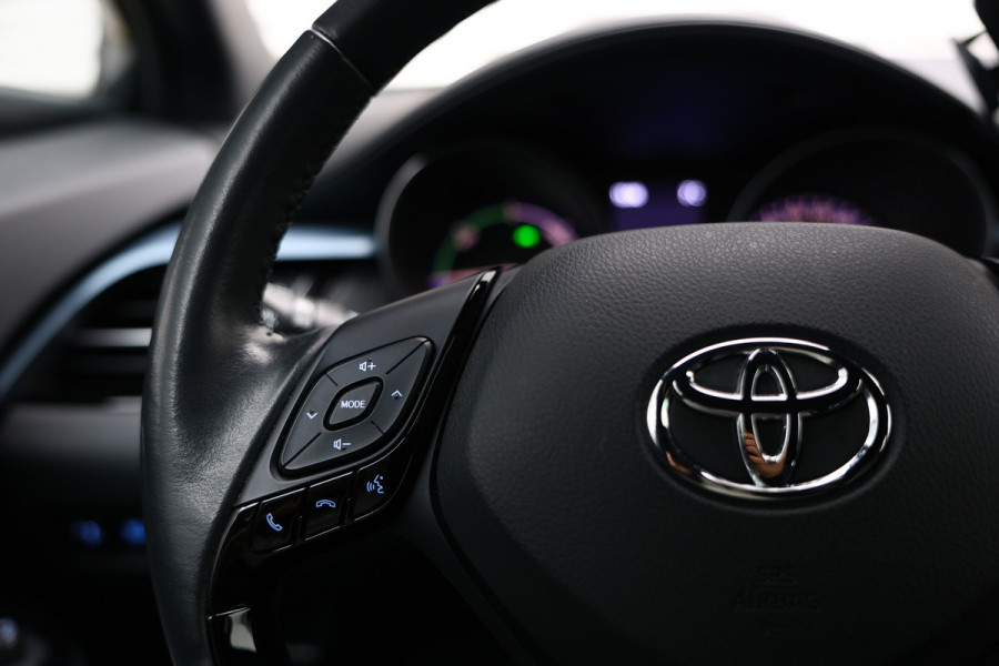 Toyota C-HR 1.8 Hybrid Apple Carplay Navigatie Cruise '020 ,stoel+stuur verw.