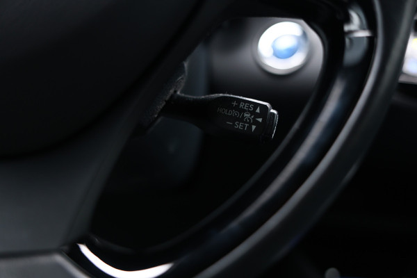 Toyota C-HR 1.8 Hybrid Apple Carplay Navigatie Cruise '020 ,stoel+stuur verw.