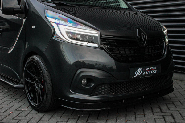 Renault Trafic 2.0 dCi T29 L2H1 Work Edition FULL BLACK / SIDE- BARS / TREKHAAK / NAVIGATIE / VERLAAGD / CRUISE CONTROL / LEDEREN