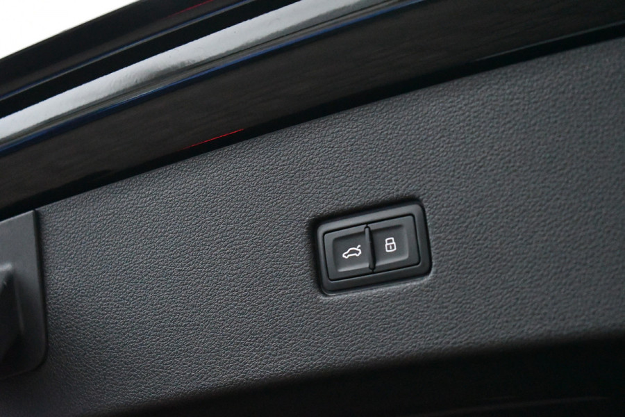 Audi RSQ8 4.0 TFSI quattro 810pk MTM-Stage2 Nw310K Pano Dyn+ Trekh B&O-3D Massage+Vent