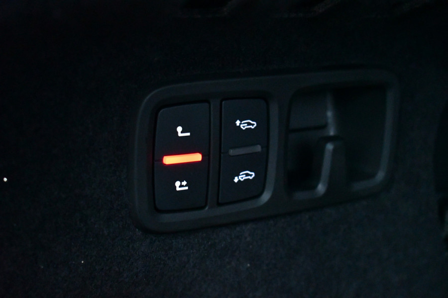 Audi RSQ8 4.0 TFSI quattro 810pk MTM-Stage2 Nw310K Pano Dyn+ Trekh B&O-3D Massage+Vent