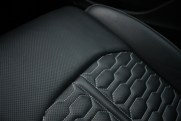 Audi RSQ8 4.0 TFSI quattro 810pk MTM-Stage2 Nw310K Pano Dyn+ Trekh B&O-3D Massage+Vent